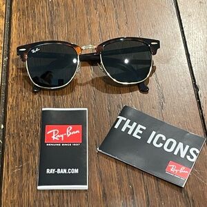 Ray-Ban Tortoise and Black Clubmaster Sunglasses